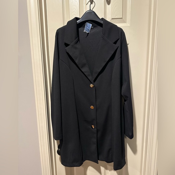Sophisticated Black Women's Blazer - Picture 1 of 3
